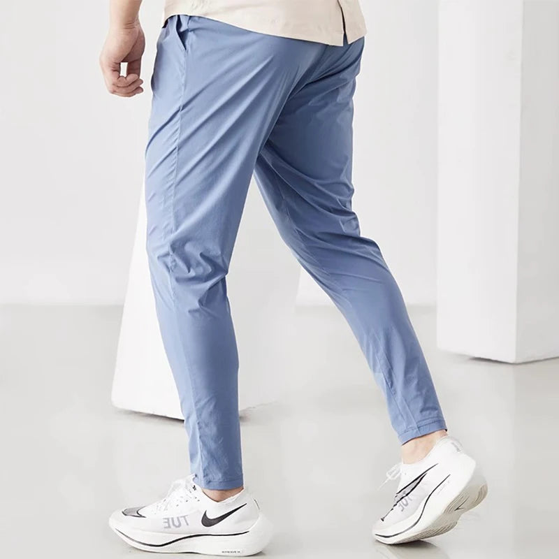 Calça Masculina Fina e Elástica, Para Corridas, Treinos e Uso Casual